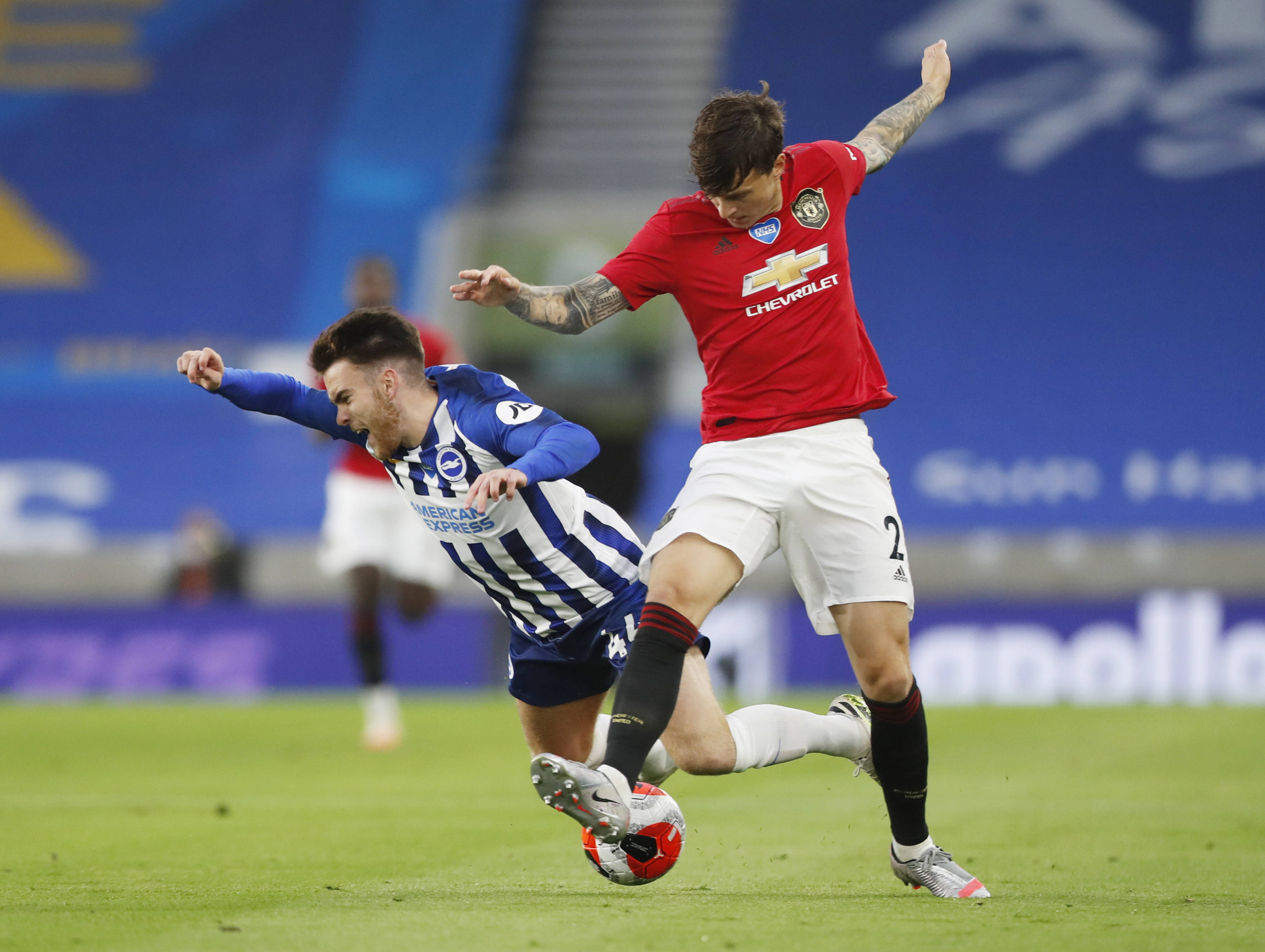 焦点大战:英超上演巅峰碰撞 焦点大战:英超上演巅峰碰撞