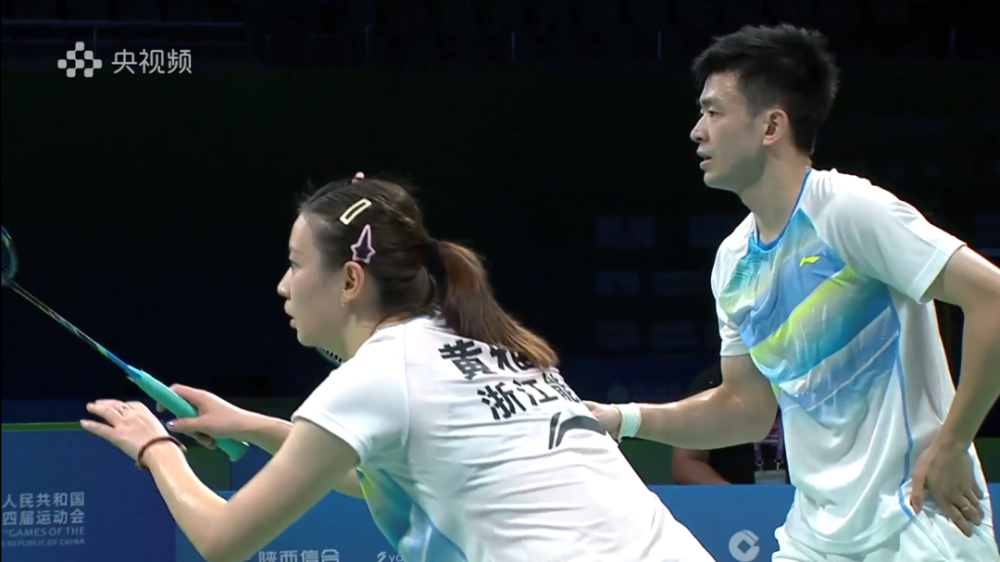 印尼队轻取印度队，黄鸭组合高光表现