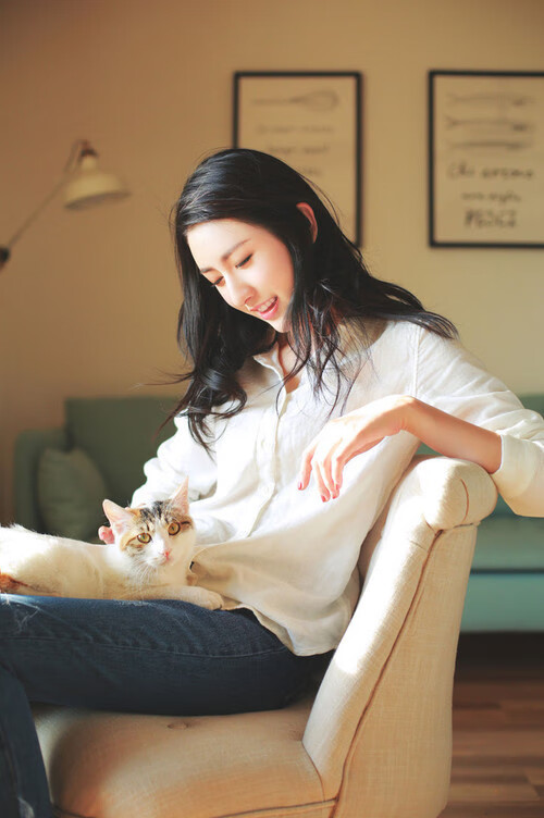 跨界神迹，当NBA季后赛之夜迎来库尔图瓦的天外飞仙式封杀