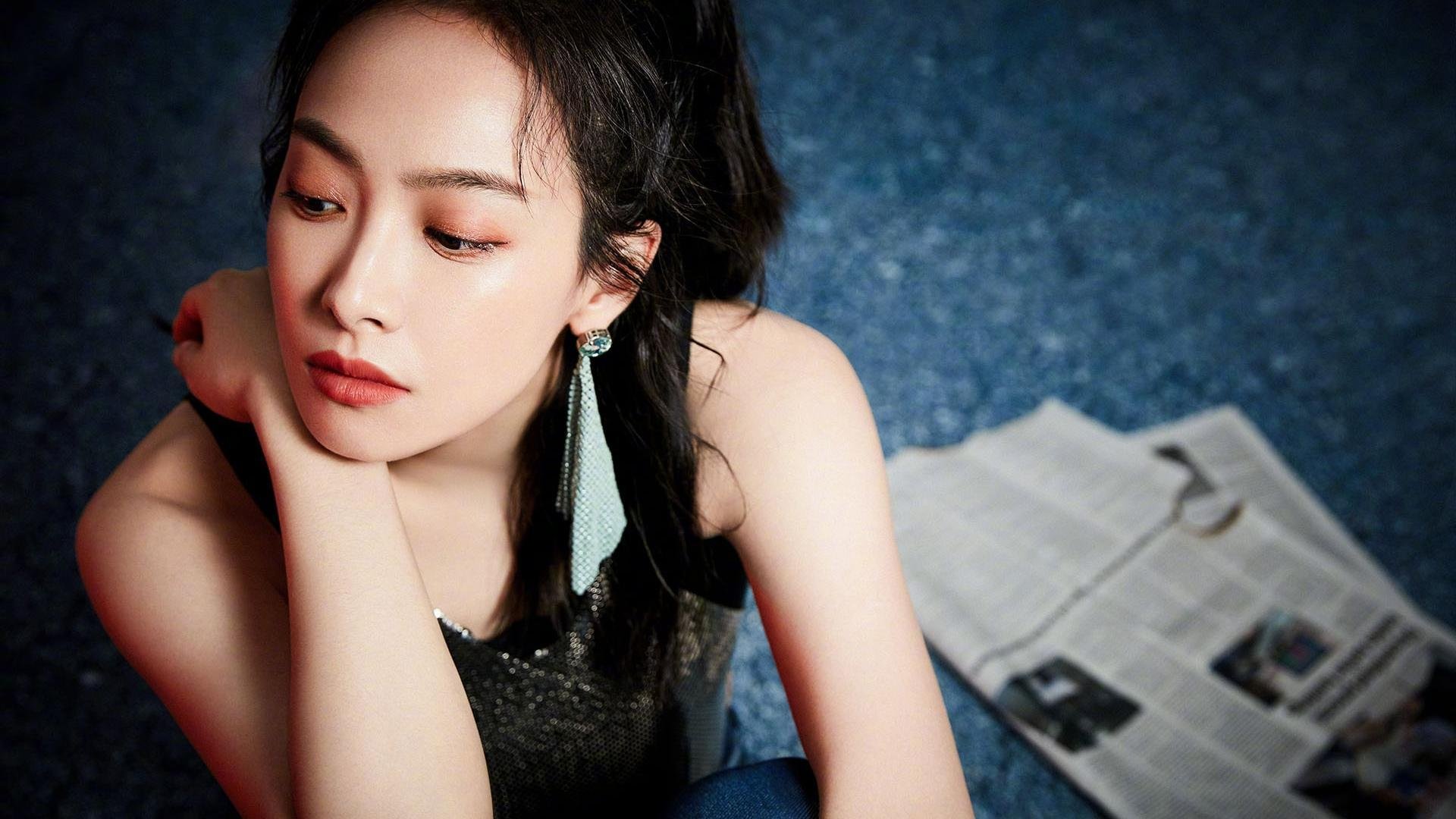 爱游戏APP-全球唯一之战，活塞跨洋险胜新疆，保罗化身排名守护神接管比赛