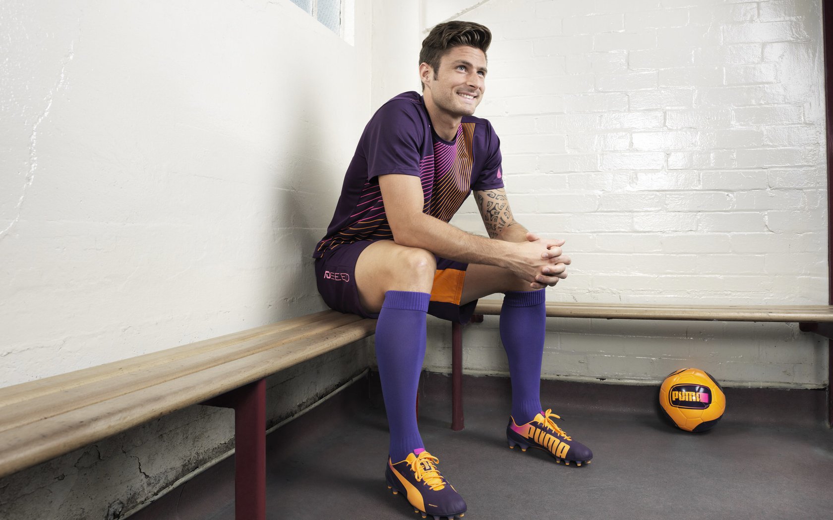 足球双城记，梅西的个人秀与国米的团队碾轧